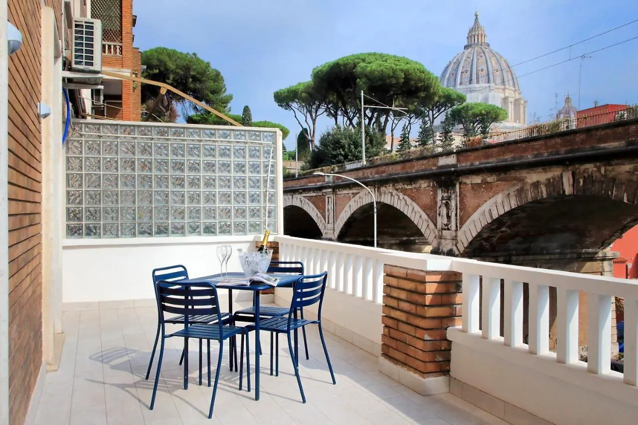 Bright Apartment Cupolone View Rome